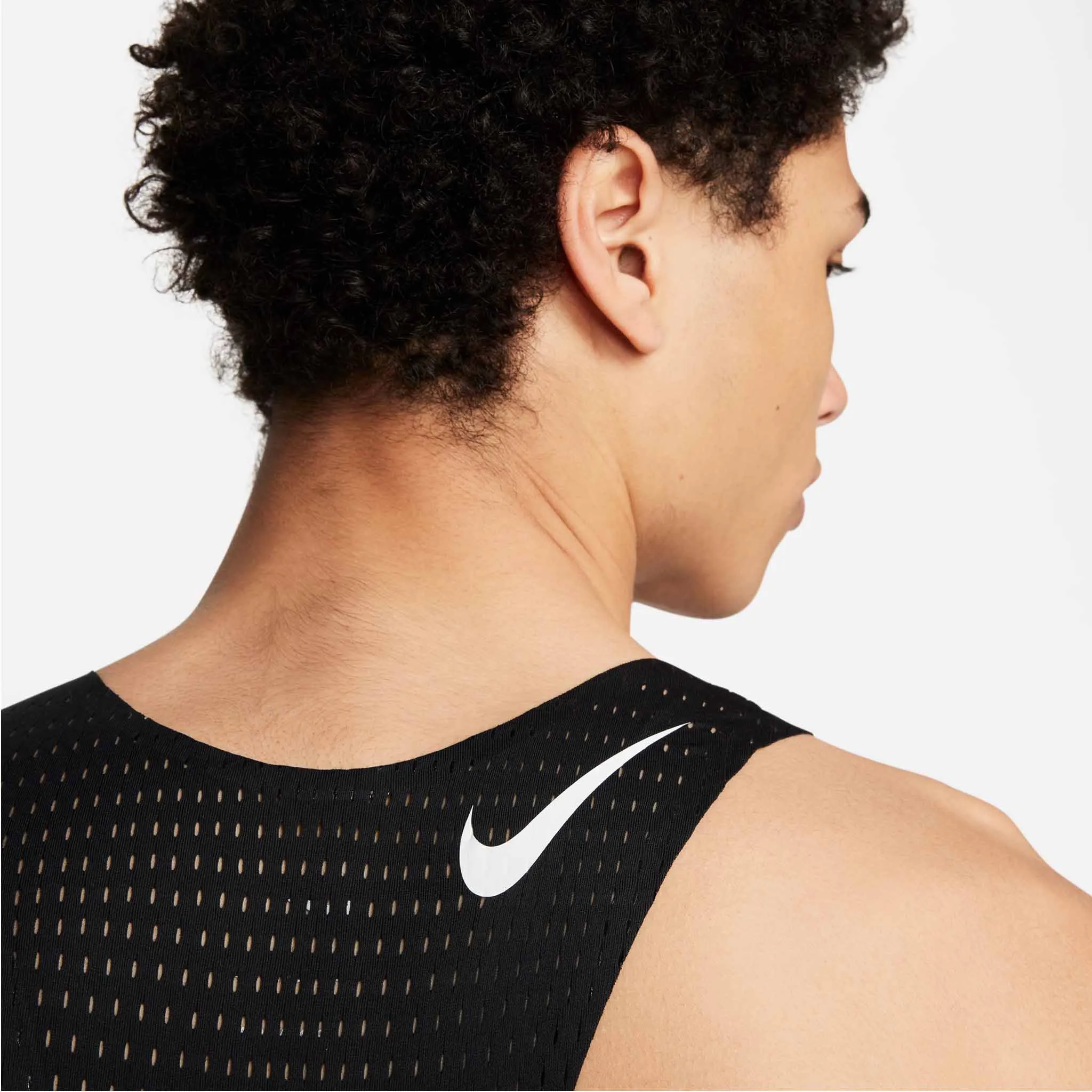 Nike | Men's AeroSwift Dri-FIT ADV Running Singlet - Black/Summit White