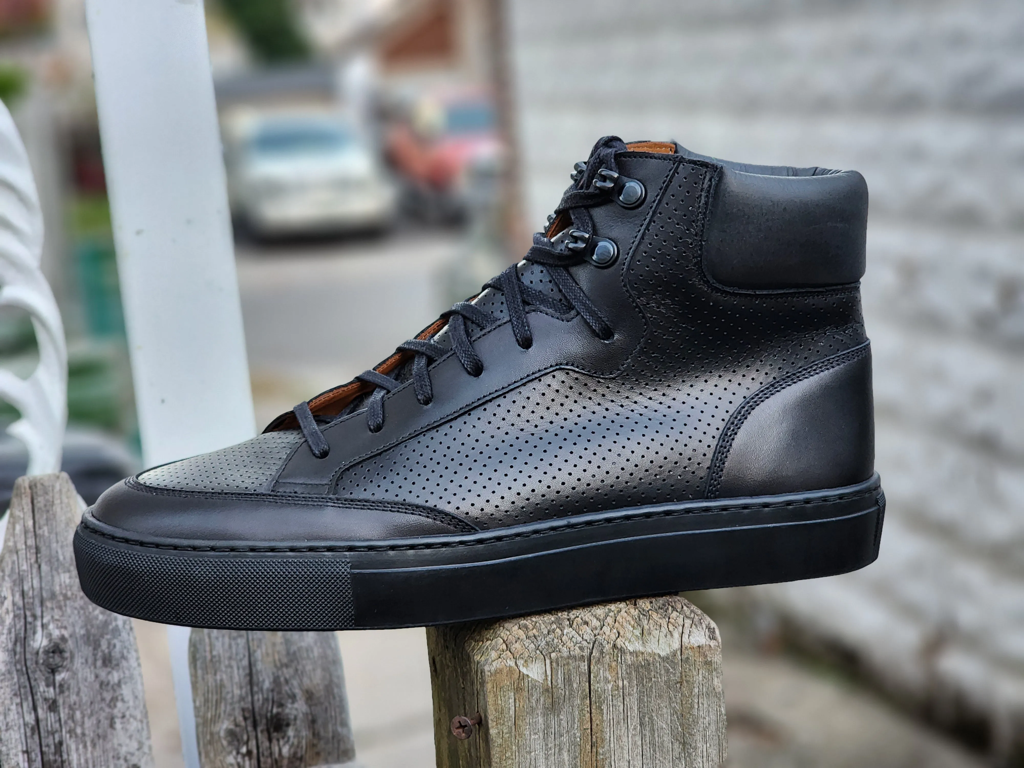 Richland - Perforated Black Calf